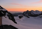 Mönchsjoch Hut – отель для лыжников и альпинистов на вершине Европы в Fieschertal, Швейцария