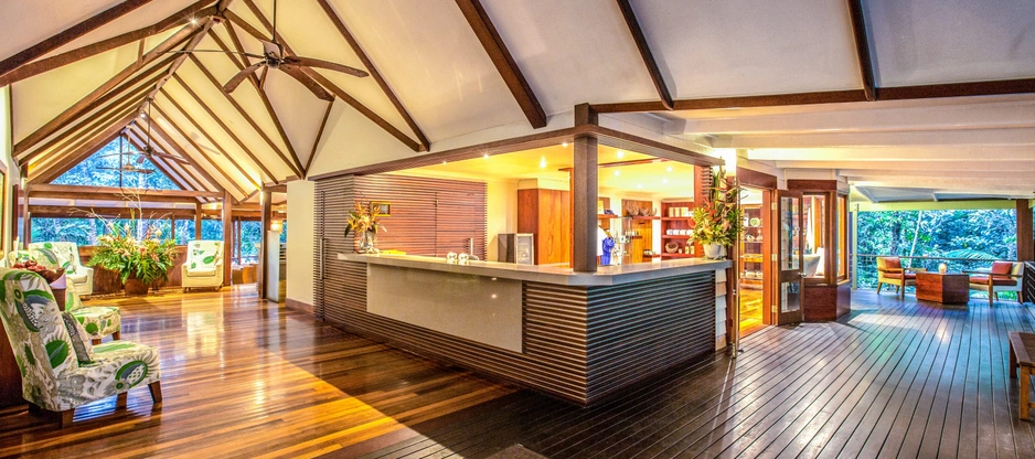 Silky Oaks Lodge — сон в пышных тропических лесах