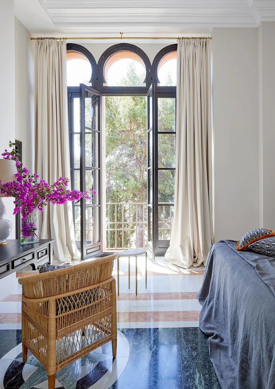 Soho Boutique Castillo de Santa Catalina — мавританский замок-отель в Малаге