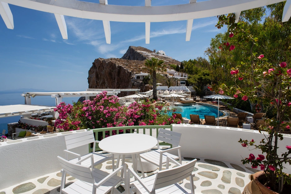 Anemomilos - Boutique Hotel на краю света