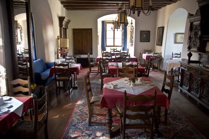 Ресторан в отеле Burg Oberranna