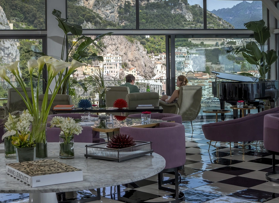 Отель Miramalfi — романтика на вершине скалы в Амальфи