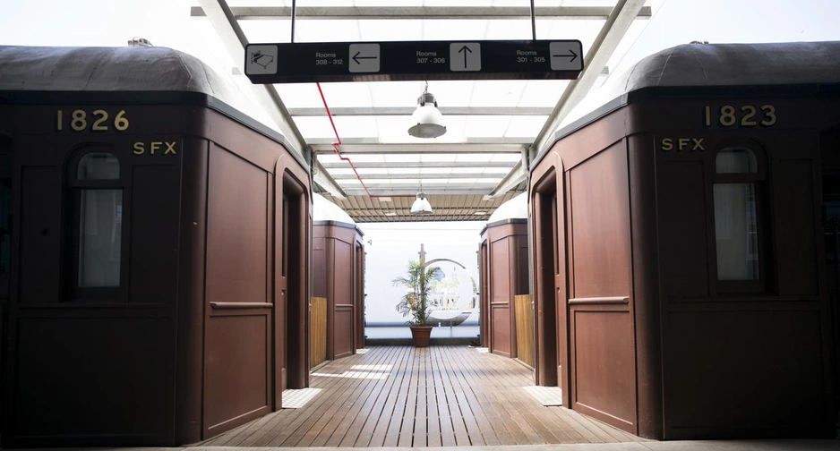Railway Square YHA - хостел в железнодорожных вагонах