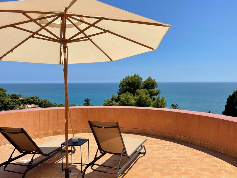 Soho Boutique Castillo de Santa Catalina — мавританский замок-отель в Малаге