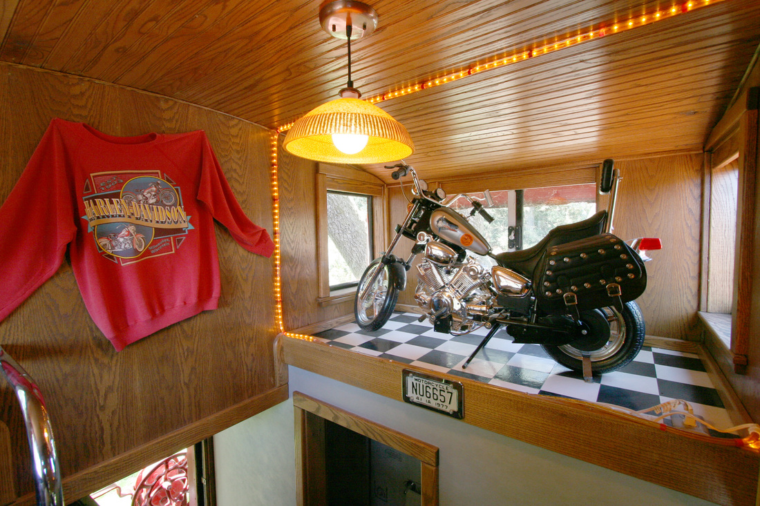 Featherbed RailRoad: ностальгический курортный отель в вагонах (Северная Калифорния, США)