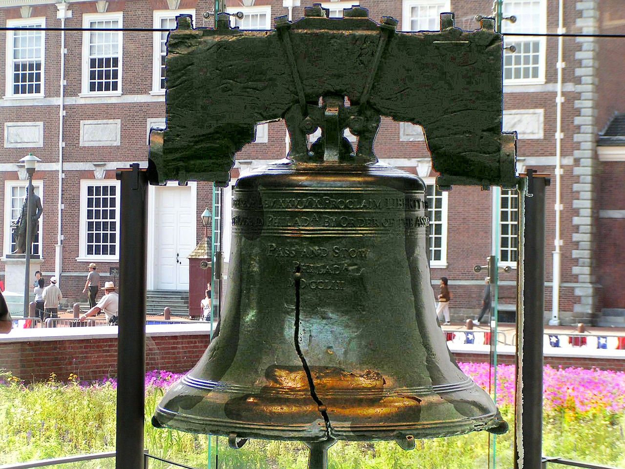 Города США - Колокол Свободы в Independence Hall в Филадельфии