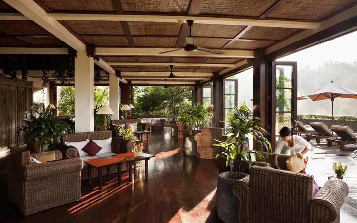 Интерьер отеля Hanging Gardens в Индонезии