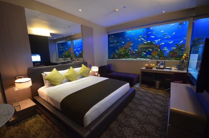 Отдых в номерах на дне морском: уникальный отель H2O в Маниле