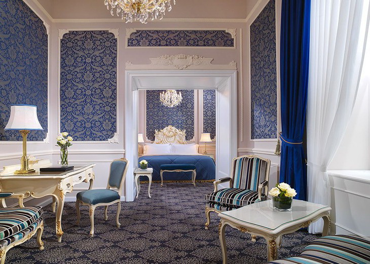 Роскошный дизайн интерьера номера в Hotel Imperial Vienna