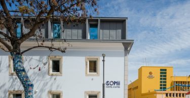 Стильное оформление хостела Conii в Португалии