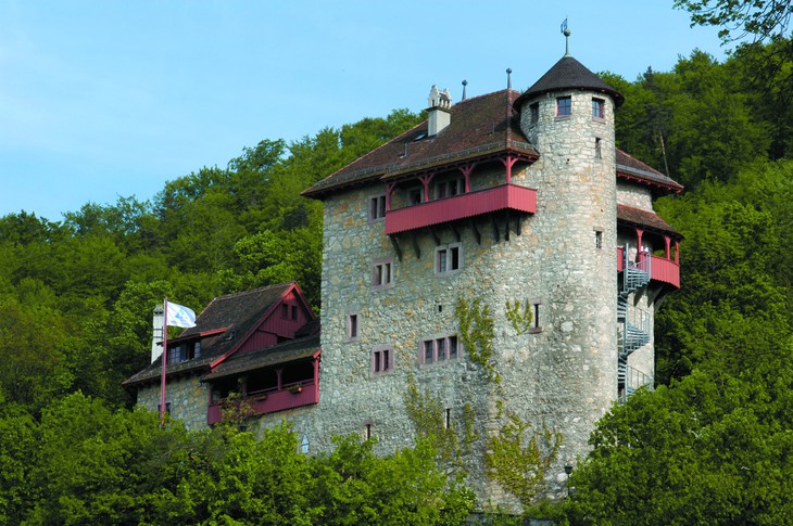 Jugendherberge Mariastein: молодёжный хостел близ Базеля, Швейцария
