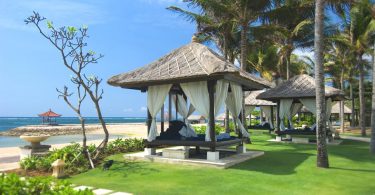 Шикарный тропический курорт Conrad Bali