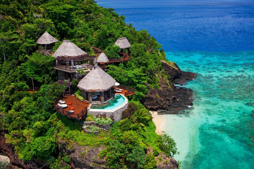Потрясающие бунгало отеля Laucala Island