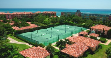 8 самых потрясающих теннисных курортов мира