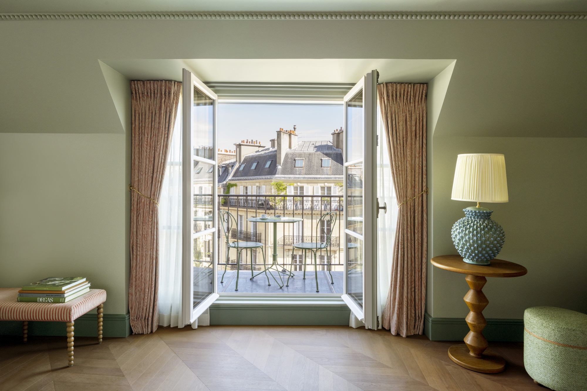 Le Grand Mazarin: отель-сокровище в сердце исторического Парижа