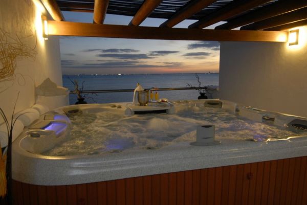 Роскошные отели мира - Villa Rolandi Thalasso Spa Gourmet & Beach Club