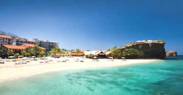 Насладитесь расслабляющей и праздничной атмосферой Sandals LaSource Grenada Resort & Spa
