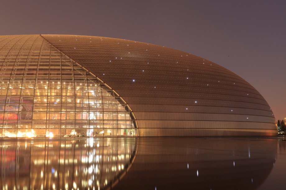 Удивительные здания мира - Национальный театр в Пекине