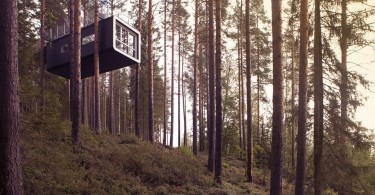 Tree Hotel - уютные домики на дереве