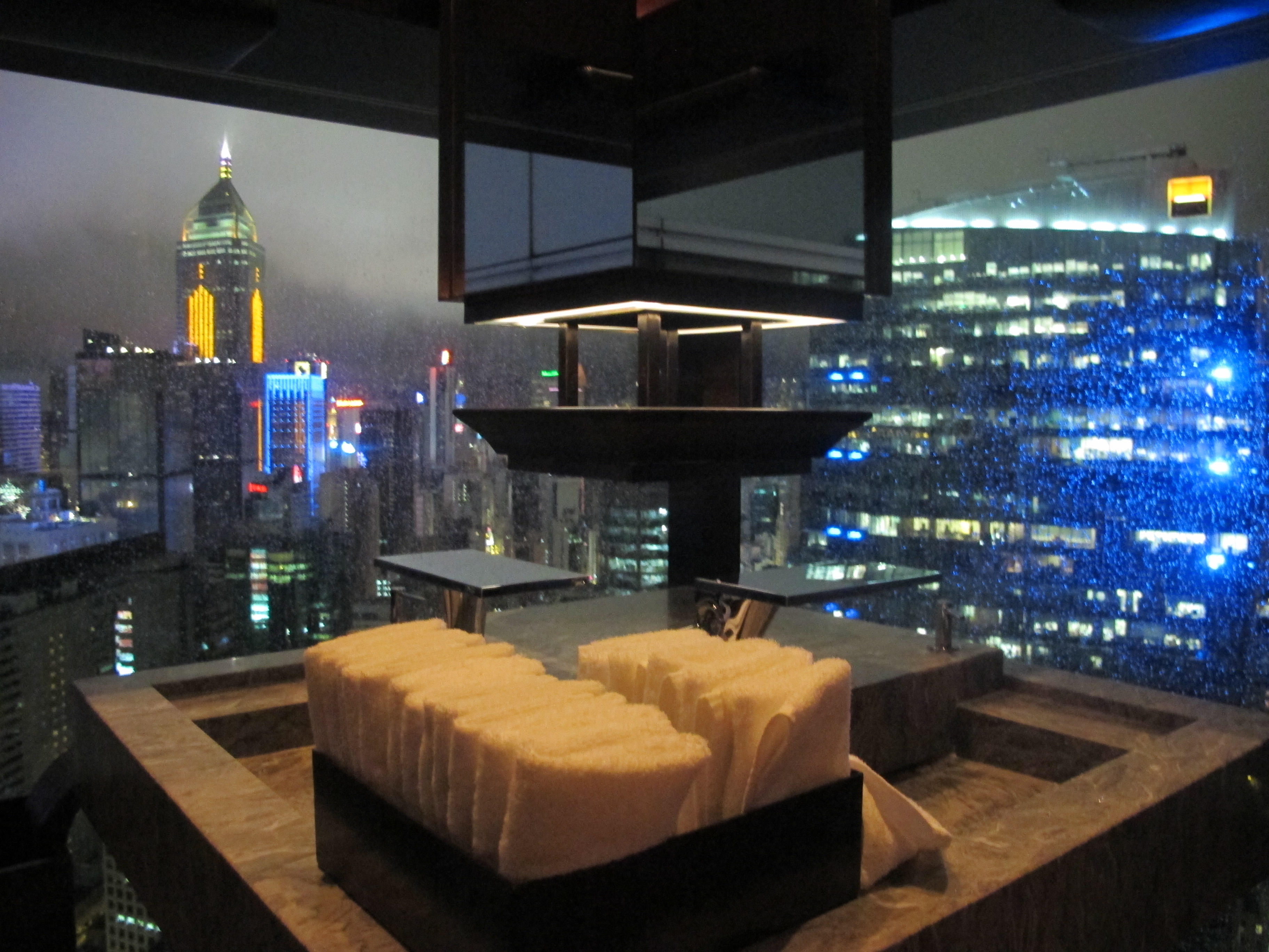 The Upper House: один из самых стильных отелей в центре Гонконга 