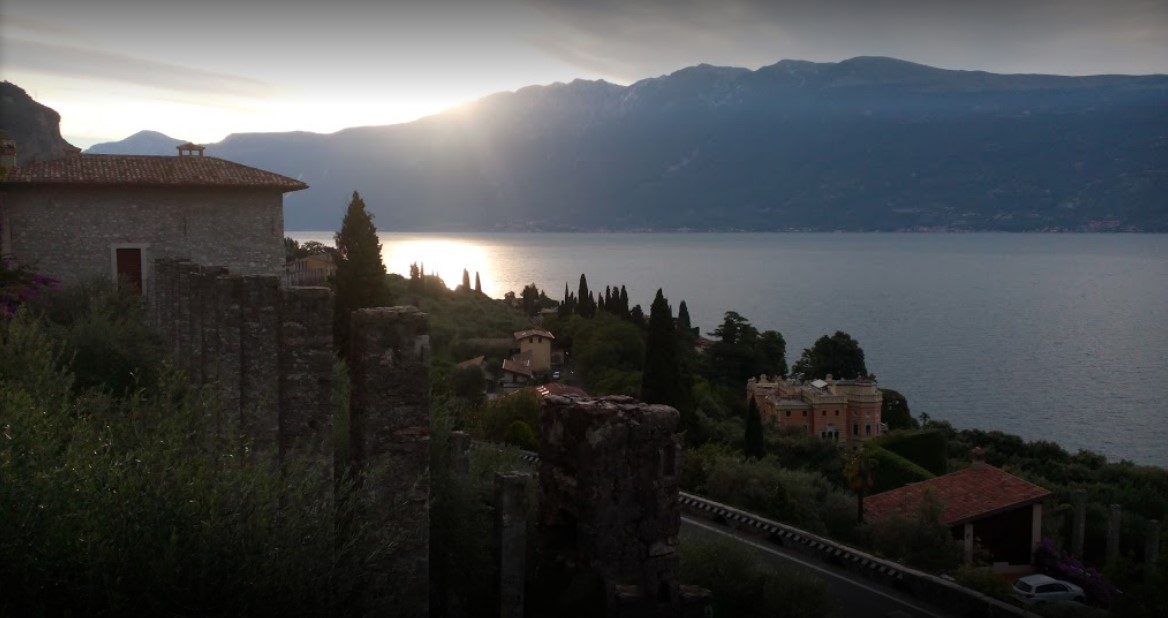 Villa Feltrinelli: итальянский бутик-отель на побережье озера Гарда