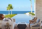 Чудесные виллы комплекса West Indian Viceroy Villas на побережье с захватывающим видом на океан